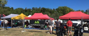 IMG_7065 Banderole devant Paddock 70